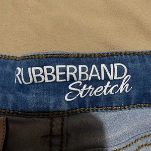 Jean shorts, size 28, made by 65% cotton, brand rubber band stretch